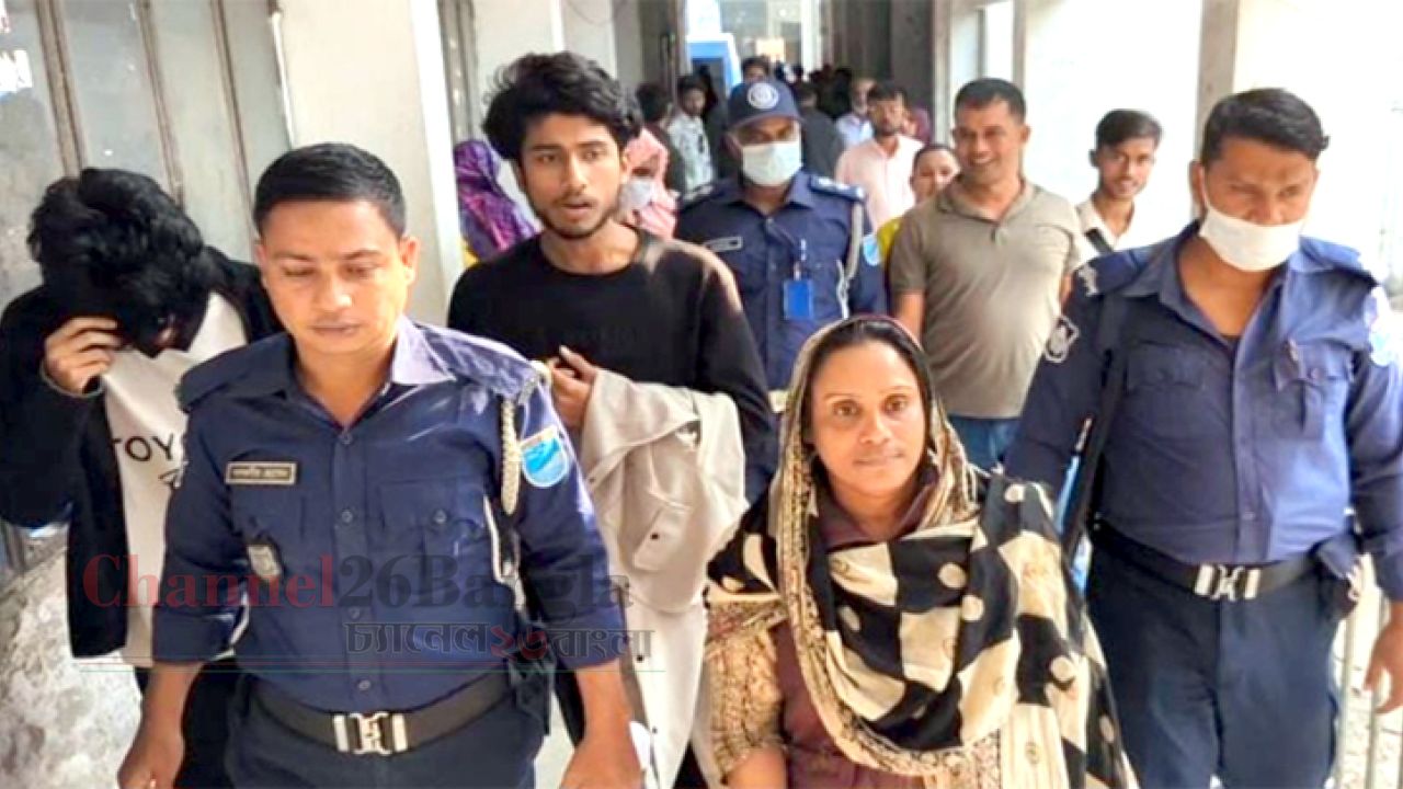 ফতুল্লায় ডিবি পুলিশ পরিচয়ে ছিনতাই, নারীসহ দুই যুবককে গণপিটুনি