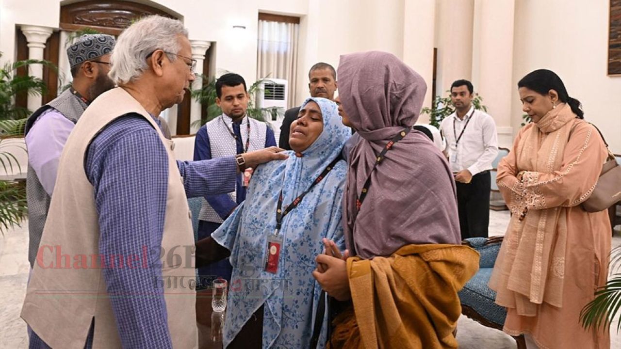 প্রয়োজনে বিদেশে চিকিৎসার আশ্বাস প্রধান উপদেষ্টার 