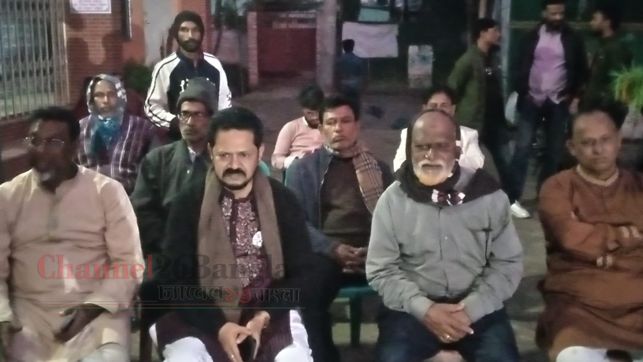 বটিয়াঘাটায় আমীর এজাজ খানের মতবিনিময়: সংখ্যালঘুদের জানমাল রক্ষার ঘোষণা