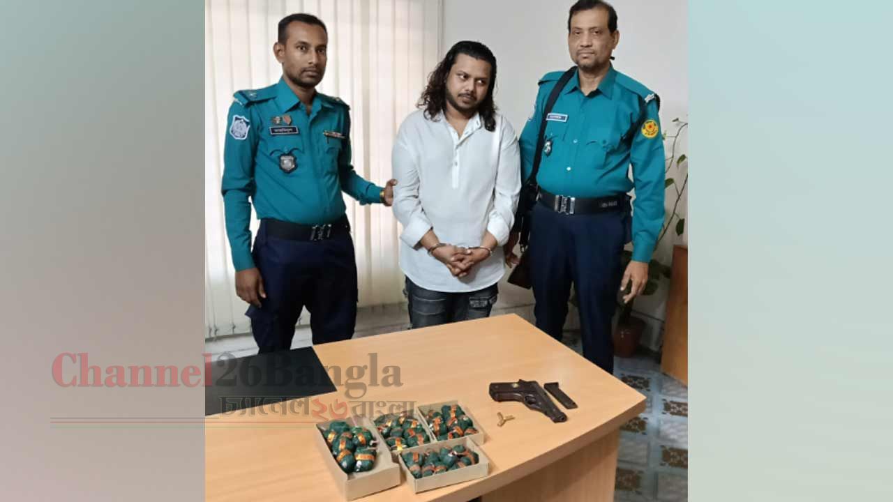 ওসমান হাদি হত্যা: বিদেশি পিস্তল ও বিস্ফোরকসহ সহযোগী গ্রেপ্তার