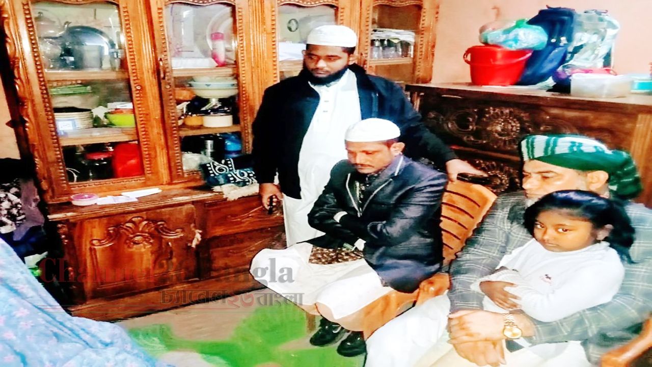 বন্দরে নিহত শিক্ষার্থী আলিফার পরিবারের পাশে মুফতি মাসুম বিল্লাহ