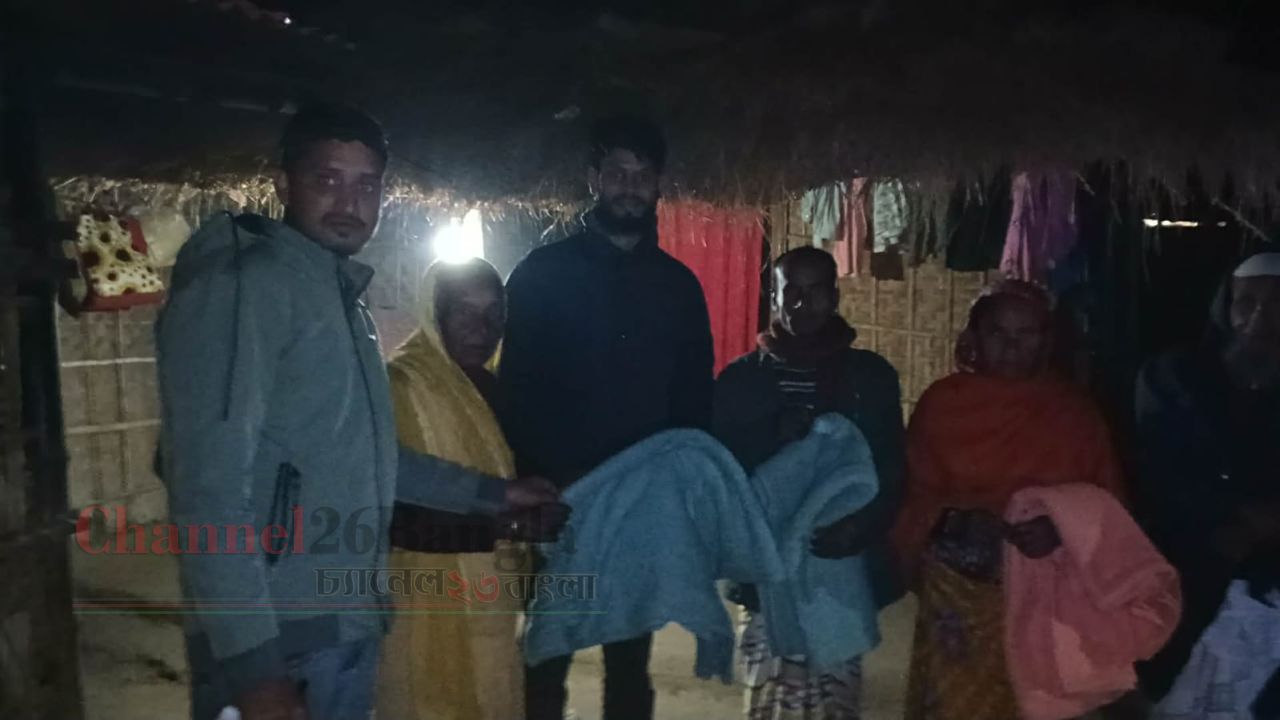 বালিয়াডাঙ্গীতে আমেরিকান প্রবাসীর উদ্যোগে ৪ হাজার কম্বল বিতরণ