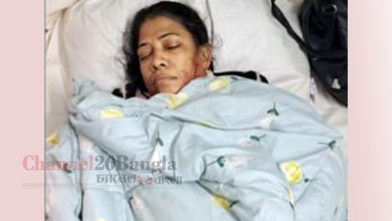 চাটমোহরে হাসপাতালে ঢুকে নার্সকে কুপিয়ে হত্যার চেষ্টা, সাবেক স্বামী পলাতক