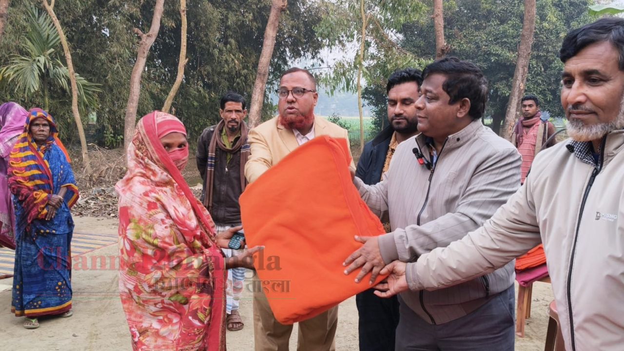 শেরপুরে পল্লী বিদ্যুতের উদ্যোগে শীতবস্ত্র বিতরণ
