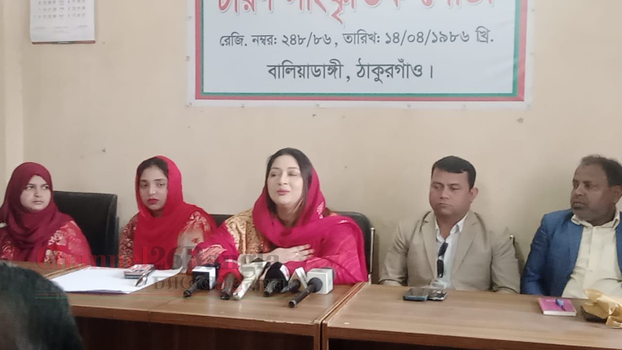 বালিয়াডাঙ্গীতে সাংবাদিকদের সঙ্গে ডা. কাসফিয়া সালামের মতবিনিময়