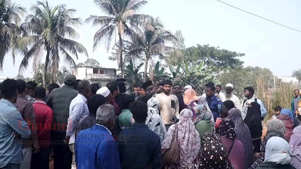 পাবনায় জামায়াতের নারী কর্মীদের হেনস্তার অভিযোগ