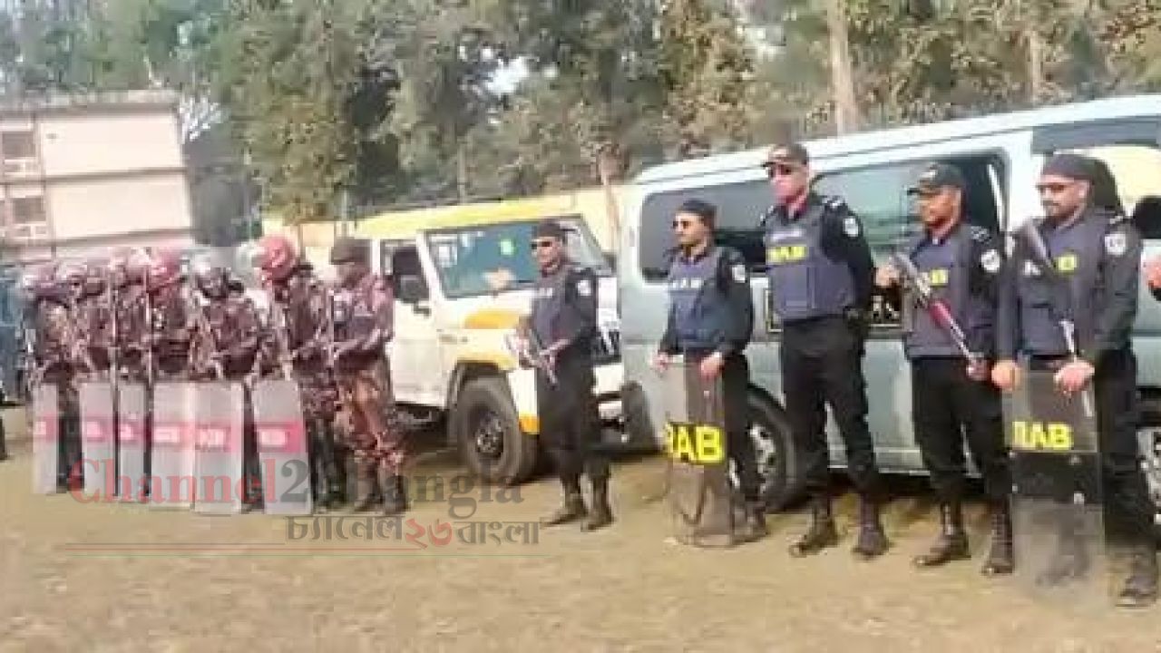 রংপুর বিভাগে র&zwnj;্যাব ও যৌথ বাহিনীর বিশেষ নিরাপত্তা মহড়া