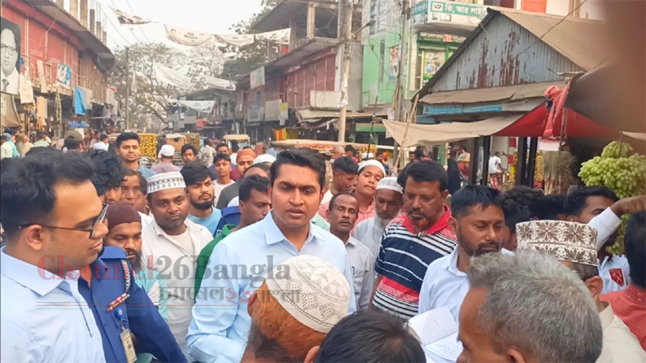  আড়াইহাজারে দ্রব্যমুল্য নিয়ন্ত্রণ ও যানজট  নিরসনে উপজেলা প্রশাসনের অভিযান 