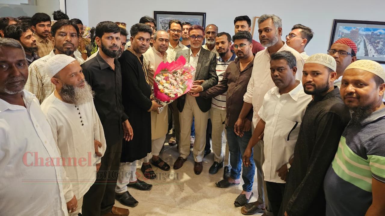নাসিক প্রশাসক সাখাওয়াতকে বন্দর ও সিদ্ধিরগঞ্জ যুবদলের শুভেচ্ছা