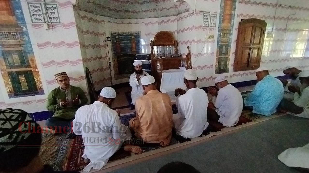মির্জা আব্বাসের সুস্থতা কামনায় সিরাজদিখানে দোয়া মাহফিল