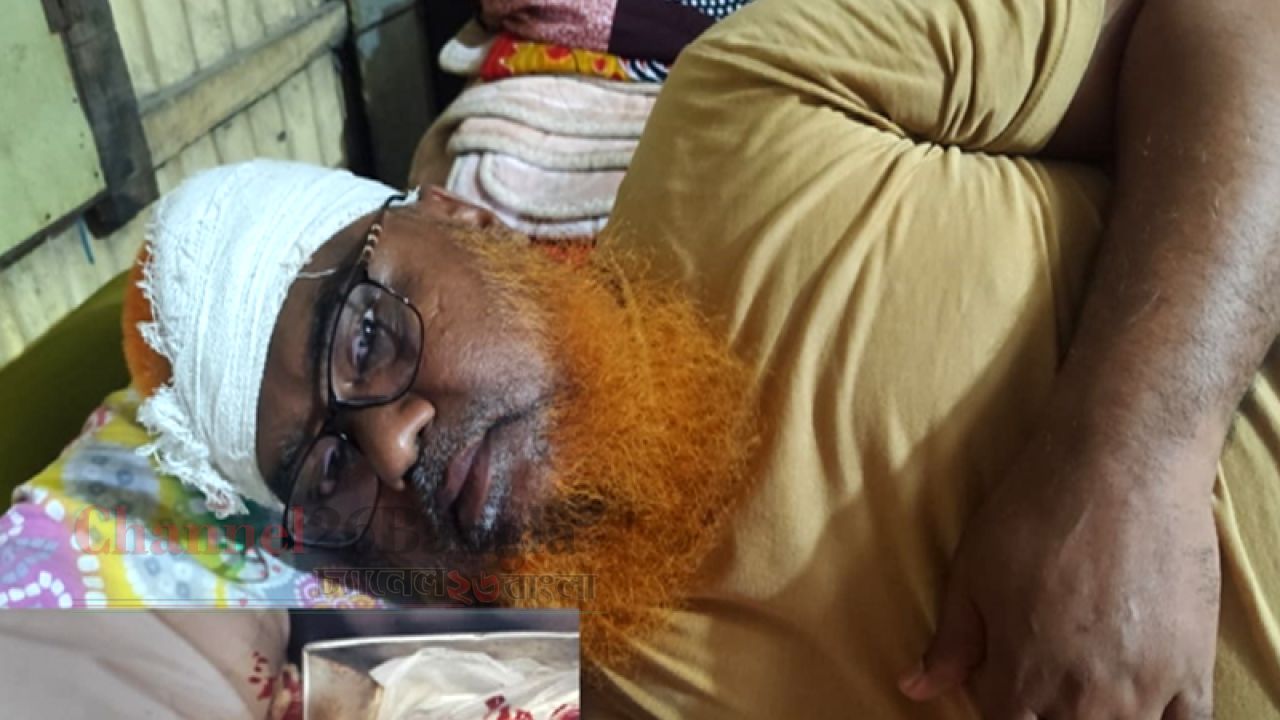 বন্দরে চাঁদা না পেয়ে ব্যবসায়ীকে কুপিয়ে জখম: বাড়িঘর ভাঙচুর