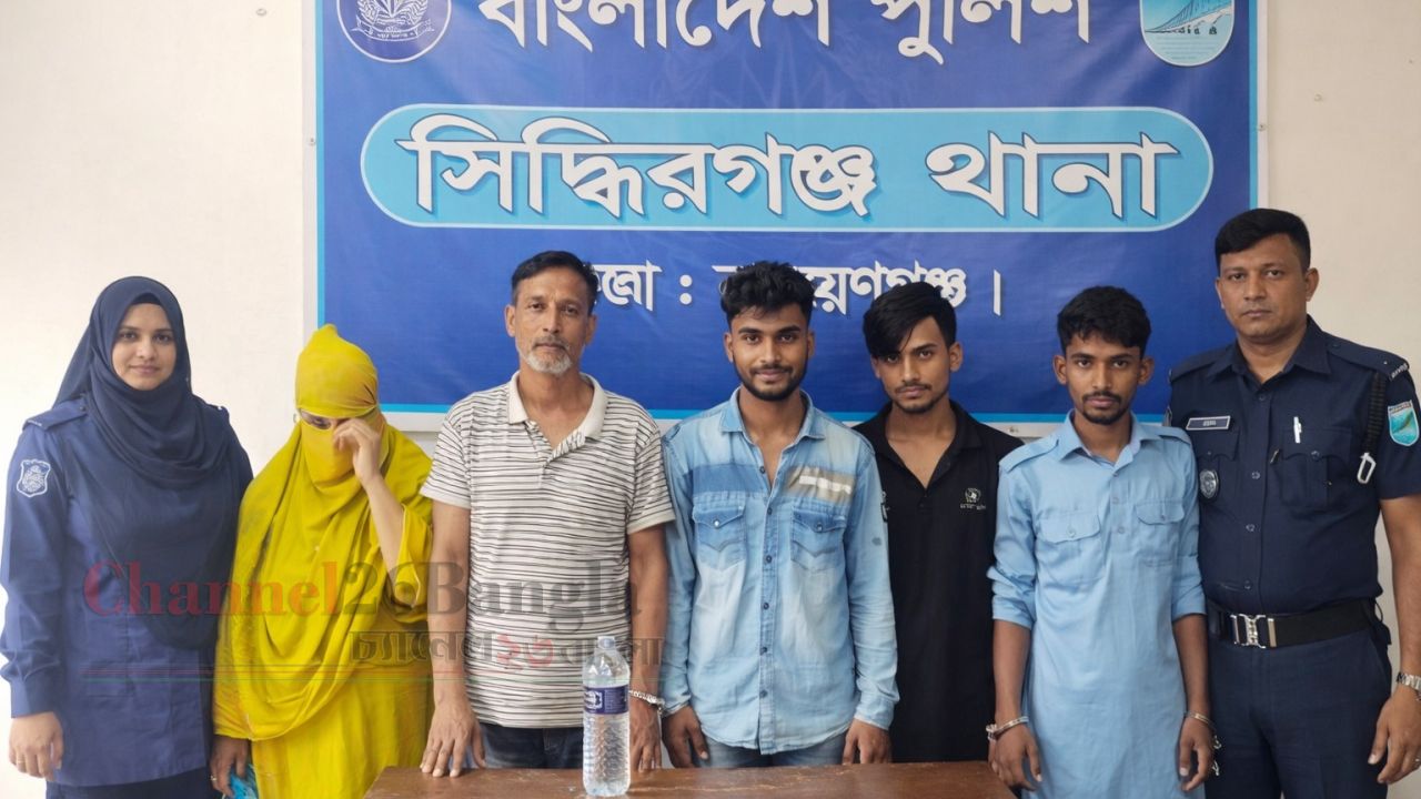 সিদ্ধিরগঞ্জে মাদকসহ গ্রেফতার ৫