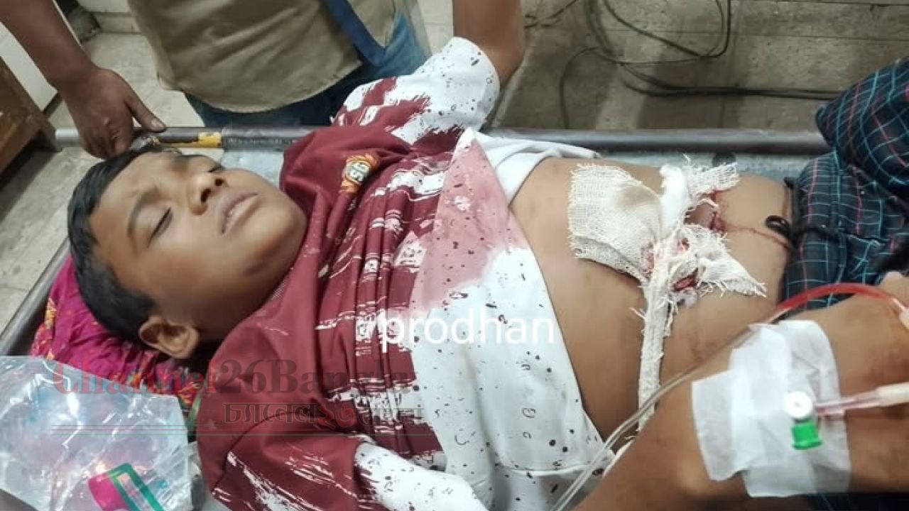 নারায়ণগঞ্জে ঝুট ব্যবসা নিয়ে বিএনপির দুই পক্ষের সংঘর্ষ: শিশুসহ গুলিবিদ্ধ ৩