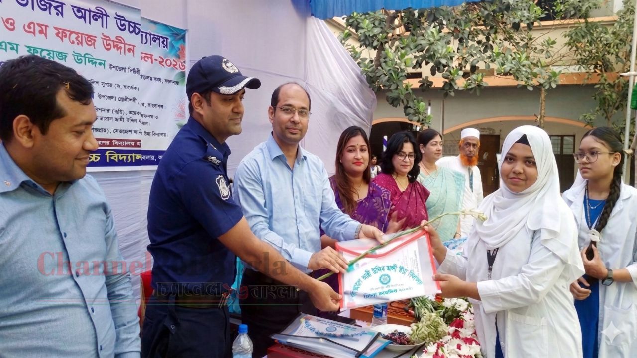 পরীক্ষা কেন্দ্রে শৃঙ্খলা রক্ষায় আমরা কঠোর থাকবো: সদর ইউএনও