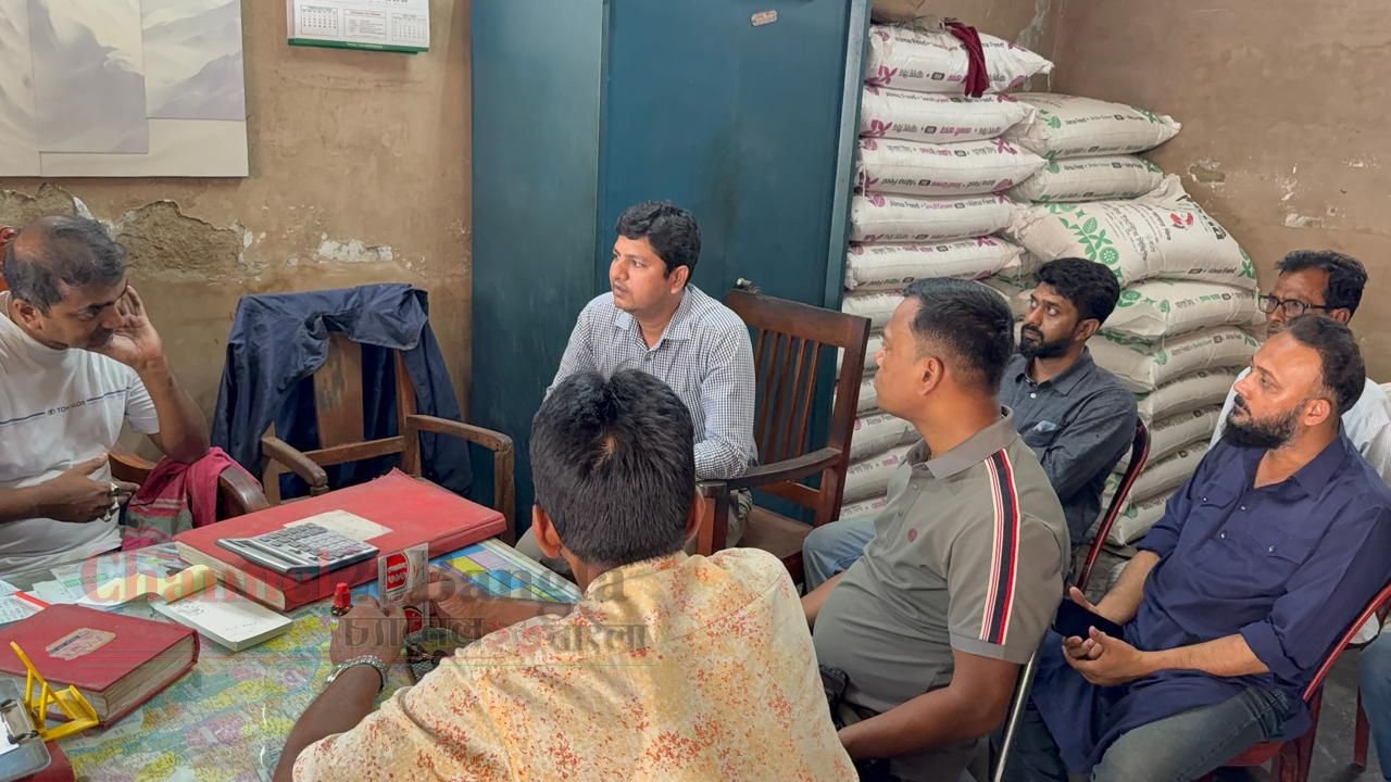  মাগুরায় নকল গোখাদ্য তৈরির কারখানায় জরিমানা