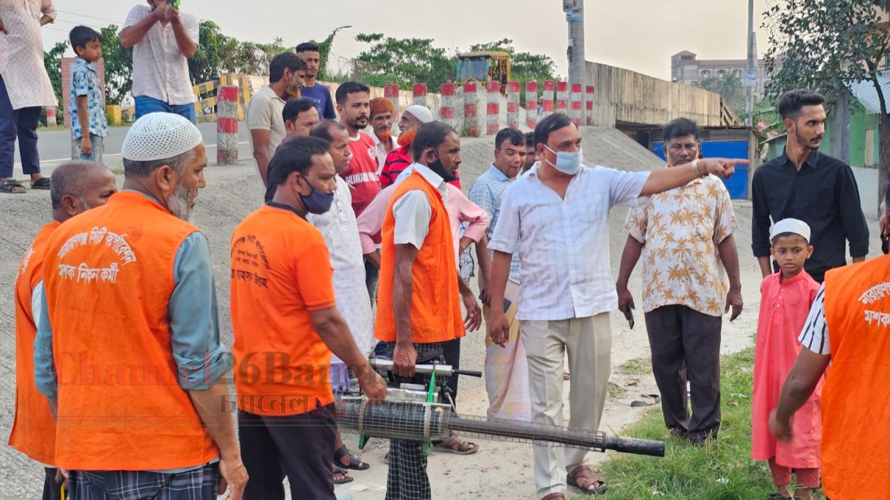 নাসিক ৬নং ওয়ার্ডে এস এম আসলামের নেতৃত্বে মশক নিধন অভিযান