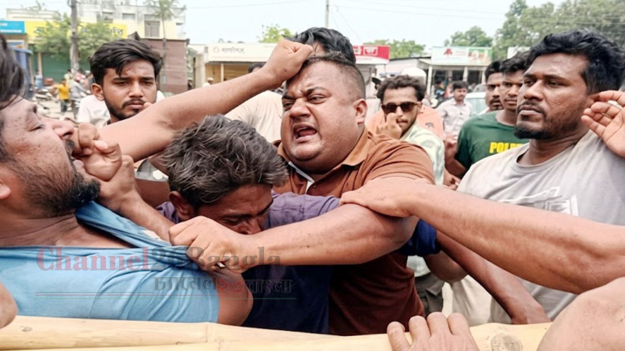 ঠাকুরগাঁওয়ে তেল নিয়ে পাম্পে হাতাহাতি: মহাসড়ক অবরোধ