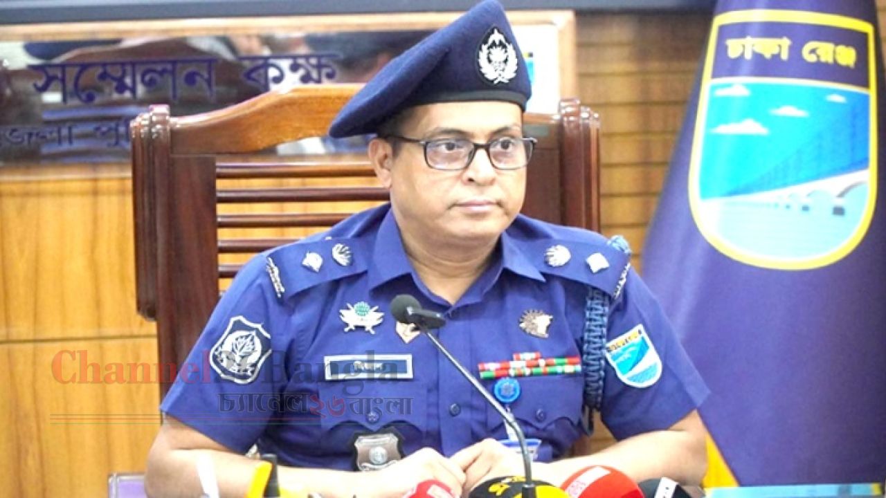 জনবান্ধব পুলিশিং ও অপরাধ দমনে প্রশংসিত নারায়ণগঞ্জের এসপি মিজানুর রহমান