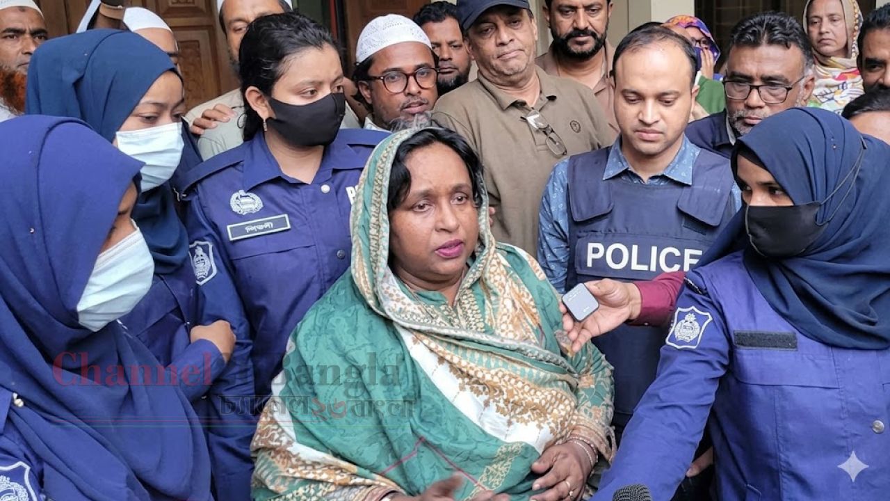 জুলাই হত্যাকাণ্ডের দুই মামলায় সেলিনা হায়াৎ আইভীর জামিন