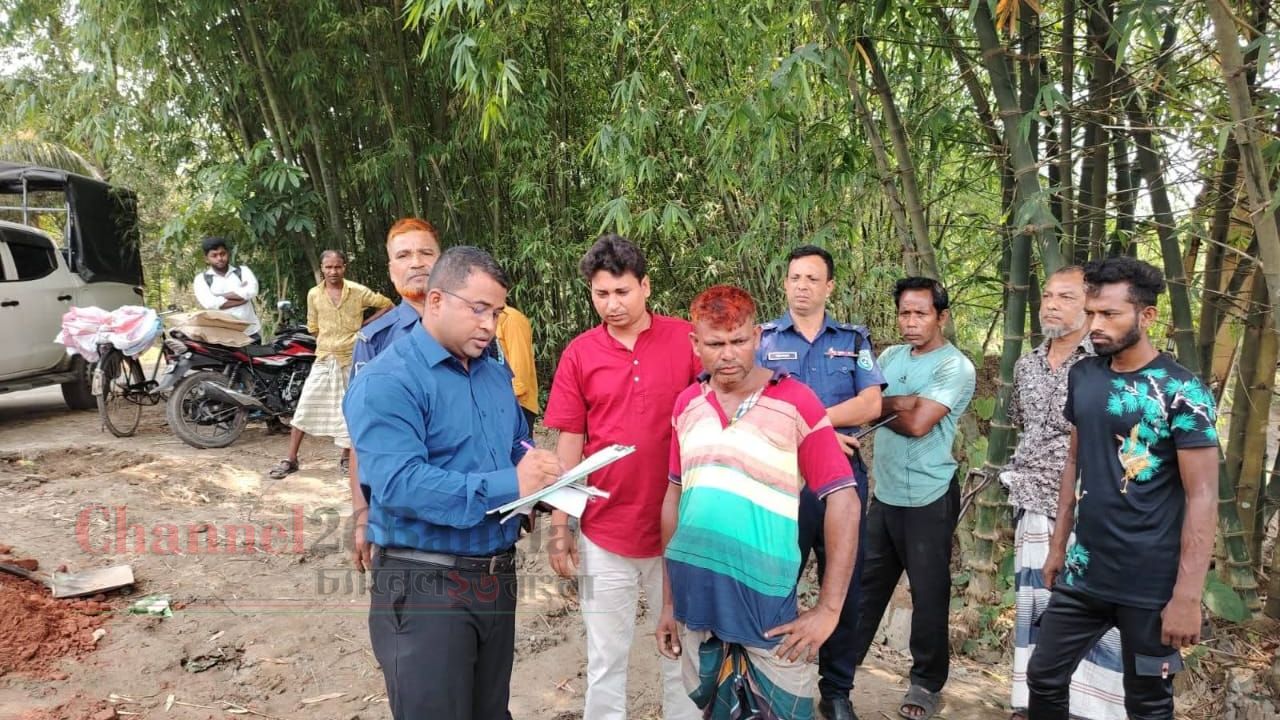 ঠাকুরগাঁওয়ে অবৈধভাবে বালু উত্তোলন: ব্যবসায়ীকে ৯০ হাজার টাকা জরিমানা