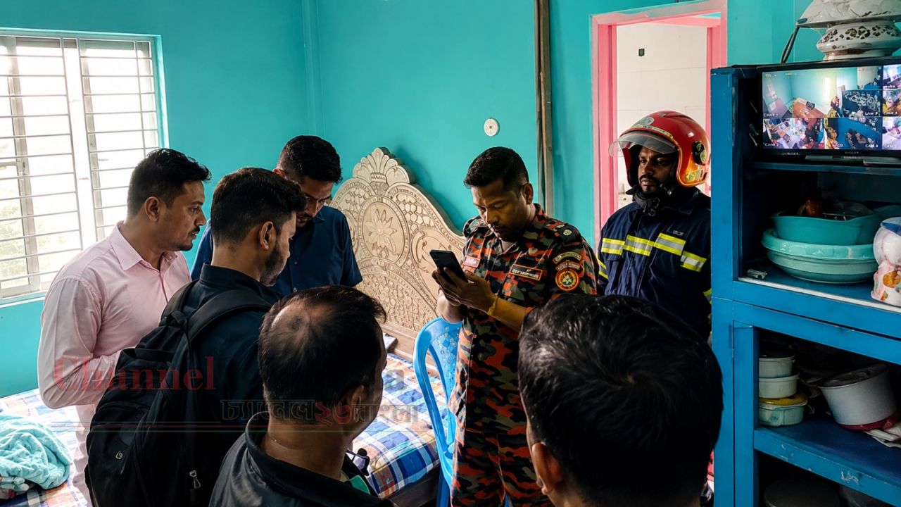 বন্দরে গ্যাস বিস্ফোরণ: নিভে গেল একটি পরিবারের সব প্রাণ 