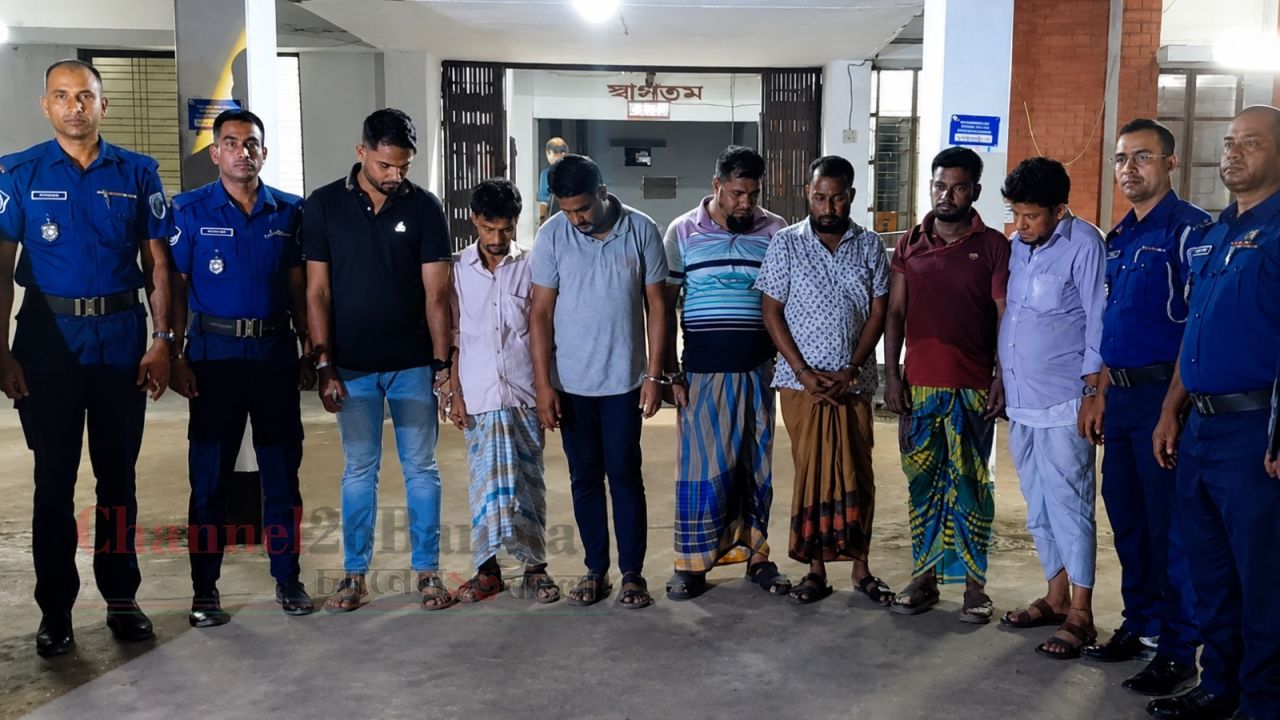 ঠাকুরগাঁওয়ে ৭ লাখ টাকার জাল নোটসহ চক্রের ৭ সদস্য আটক