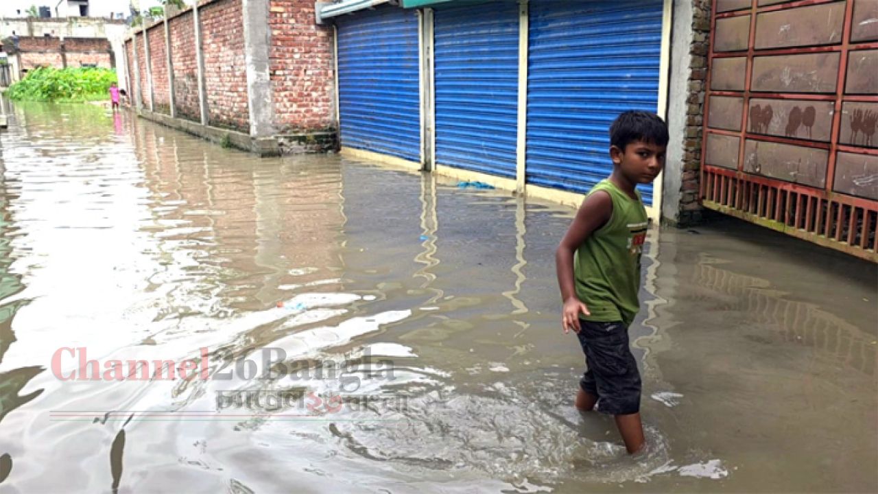 রূপগঞ্জে সরকারি খাল ভরাট: ৭ গ্রামের ২০ হাজার মানুষ পানিবন্দি
