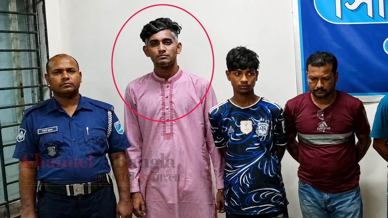 সিদ্ধিরগঞ্জে তালাকের পর সাবেক স্ত্রীকে আটকে রেখে ধর্ষণ 