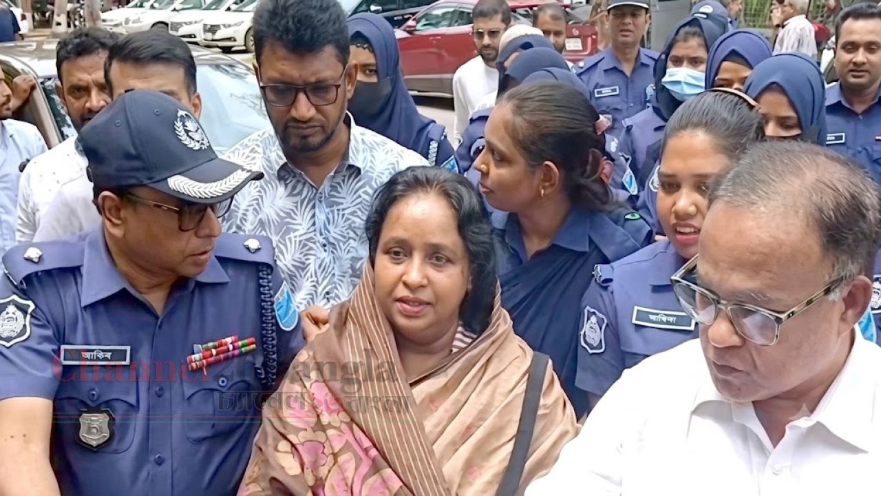 পুলিশের ওপর হামলা মামলা: আদালতে হাজিরা দিলেন আইভী জামিন বহাল