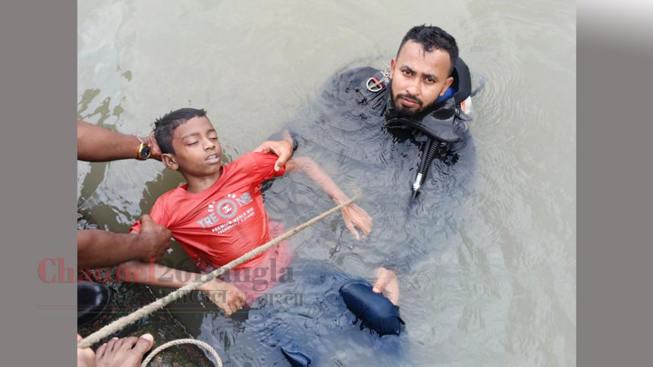সিদ্ধিরগঞ্জে শীতলক্ষ্যা নদীতে গোসলে নেমে মাদ্রাসা শিক্ষার্থীর মৃত্যু