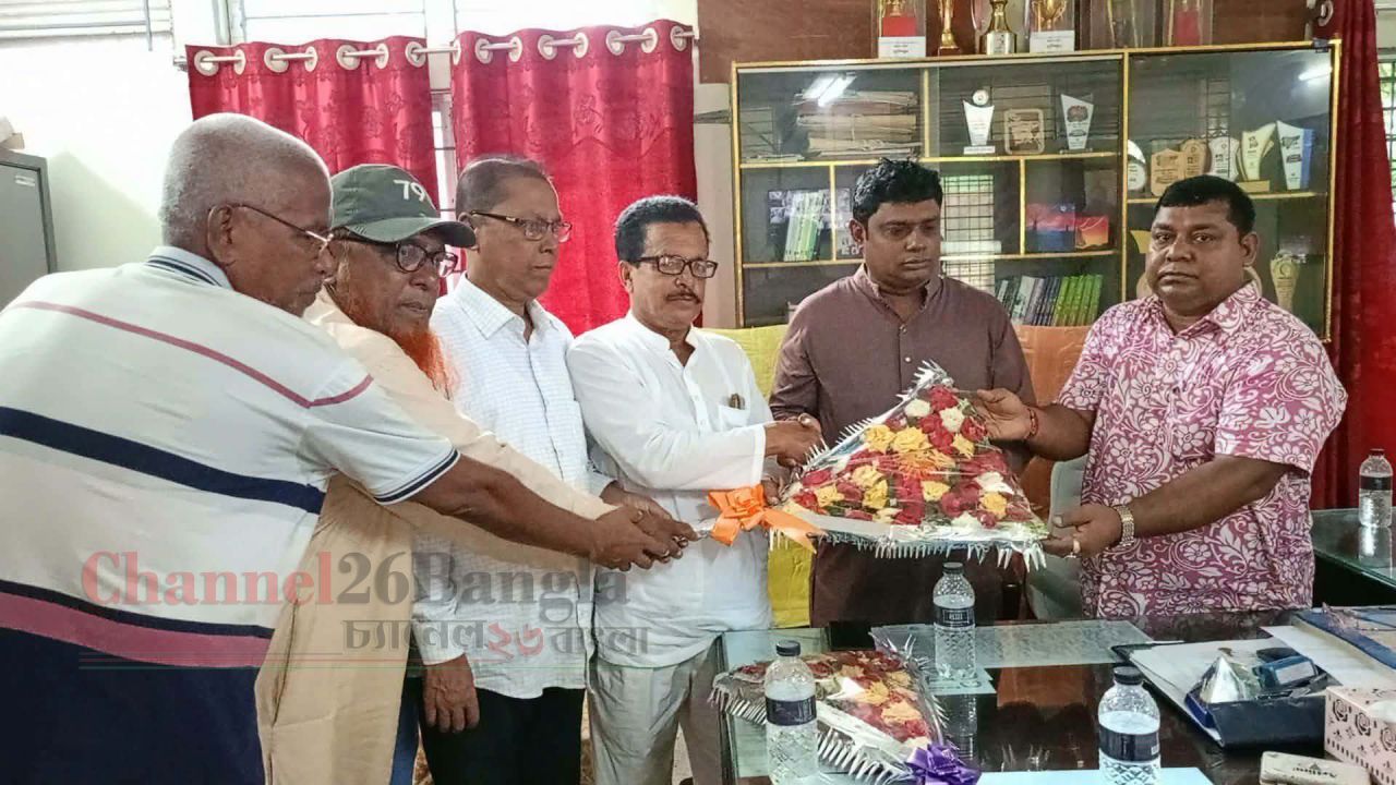 শ্রীপুর মাধ্যমিক বালিকা বিদ্যালয়ে এডহক কমিটির অভিষেক